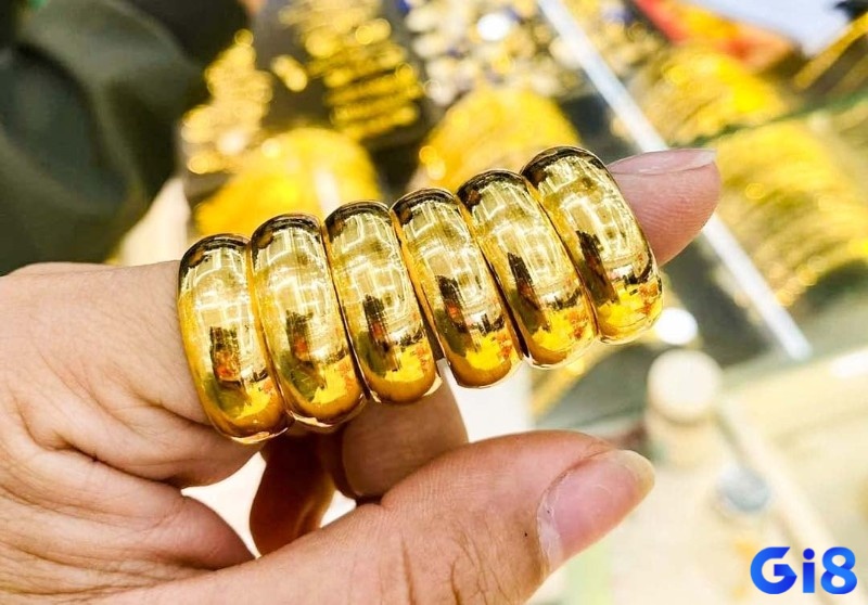 Giấc mơ thấy vàng tượng trưng cho tài lộc, khiến ai cũng muốn biết nằm mơ thấy vàng đánh số mấy để gặp may.