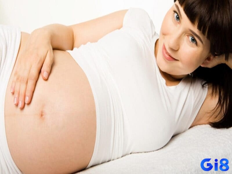 Giấc mơ thấy mình có bầu với chồng mang điềm báo tích cực về sự gắn kết gia đình bạn